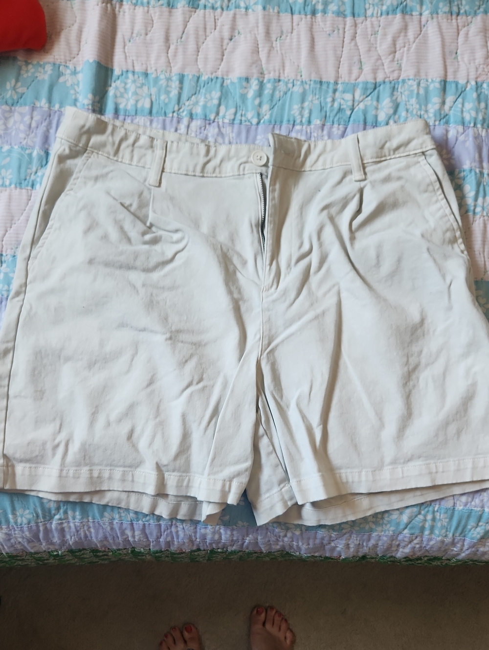 Banana Republic Cream Casual Cotton Blend Shorts